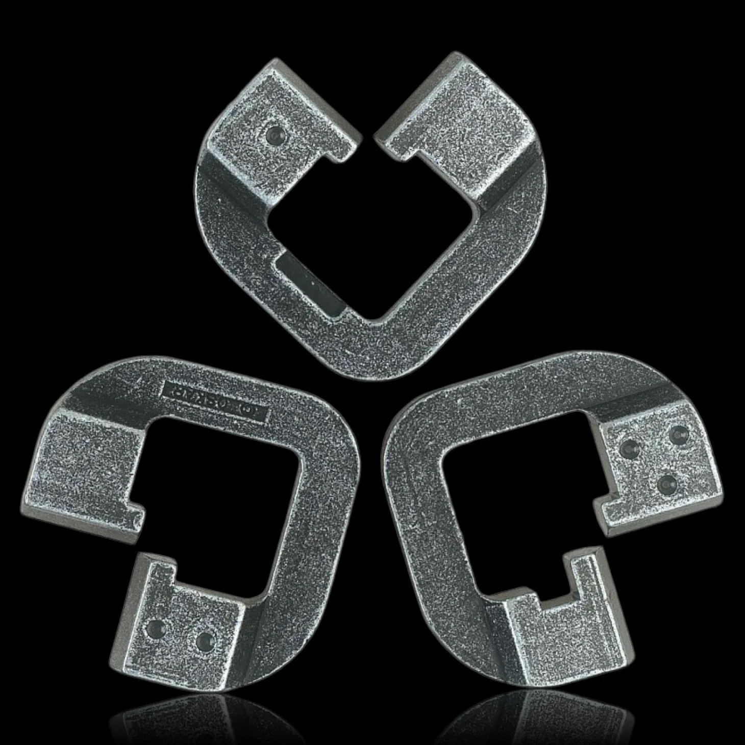 Chain Pocket Puzzle